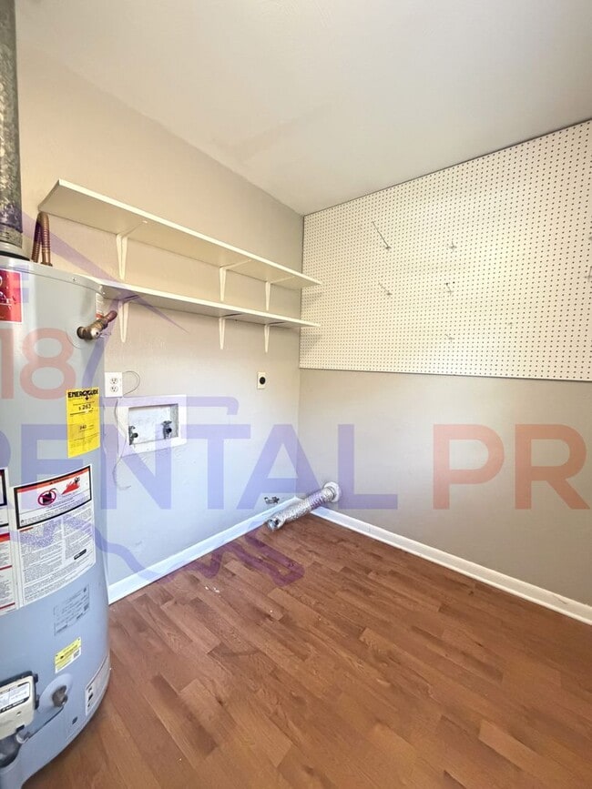 Building Photo - 3 Bed 1.5 Bath Home in Ruston!