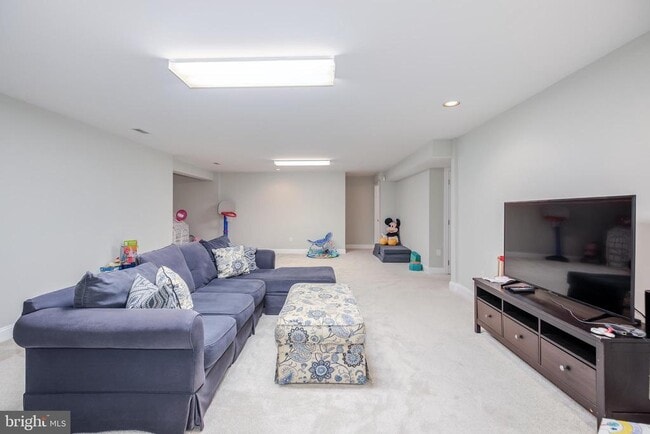 Building Photo - 9304 Wildoak Dr