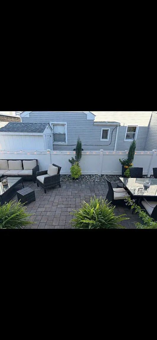 Building Photo - 119 N Belmont Ave