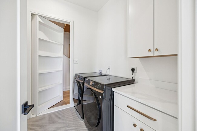 Building Photo - Experience elevated living in this fully furnished luxury residence
