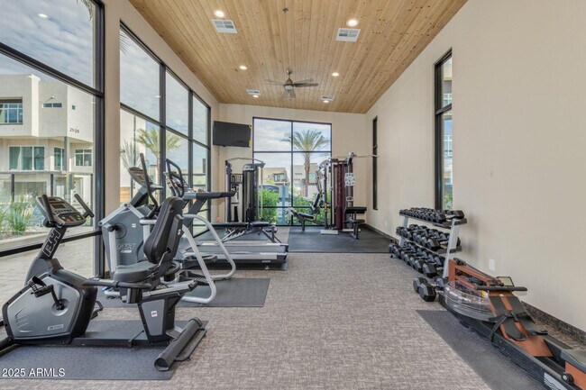 Building Photo - 6850 E McDowell Rd