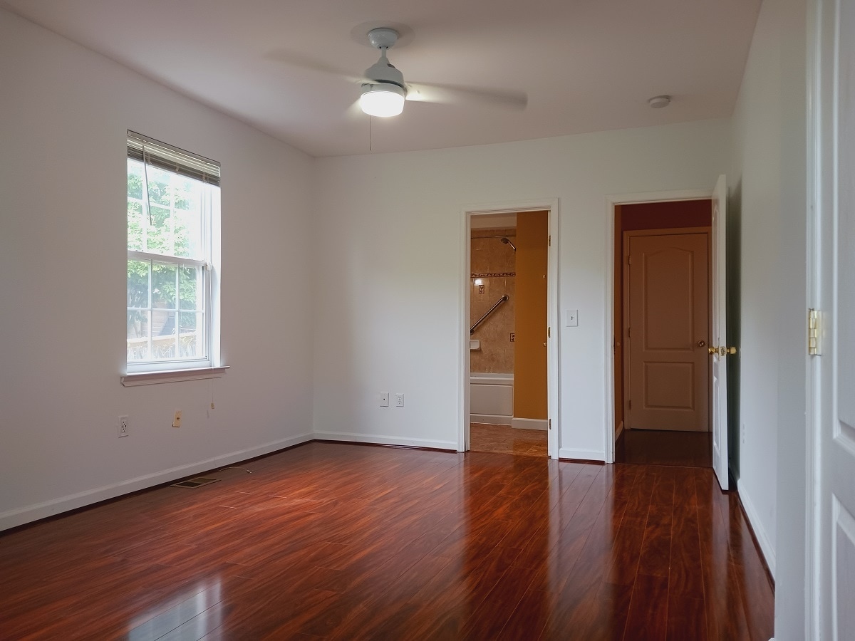 Building Photo - 2603 Hamlin St NE