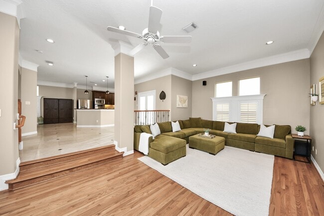 Building Photo - 2416 Bevis St