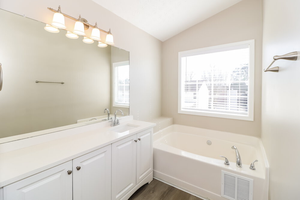 Building Photo - 698 Clairidge Elm Trail SW