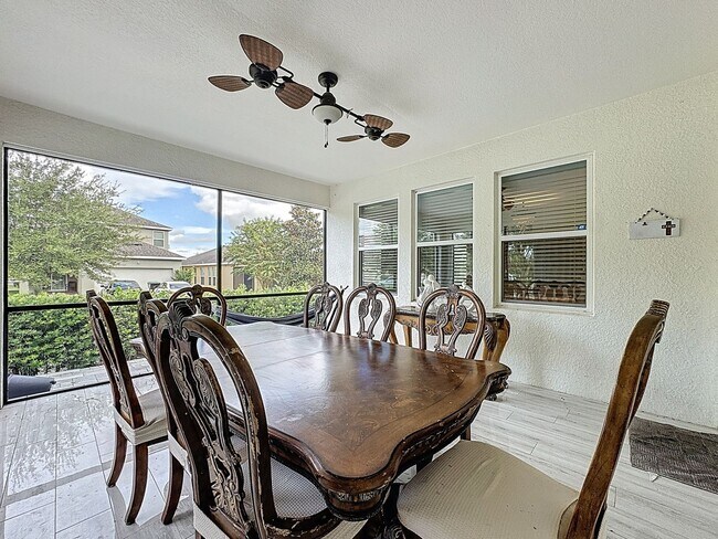 Building Photo - FURNISHED 4 Bedroom House + Office + Home ...