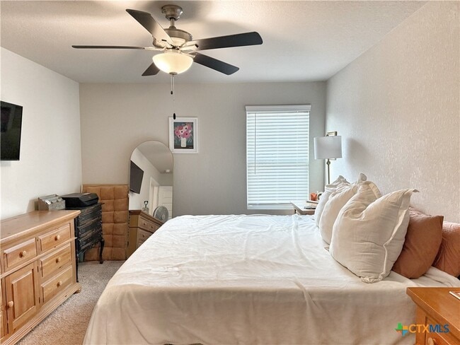 Building Photo - 1134 Gracie Wy