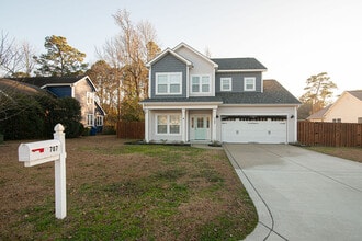 Building Photo - 707 Riva Ridge Rd