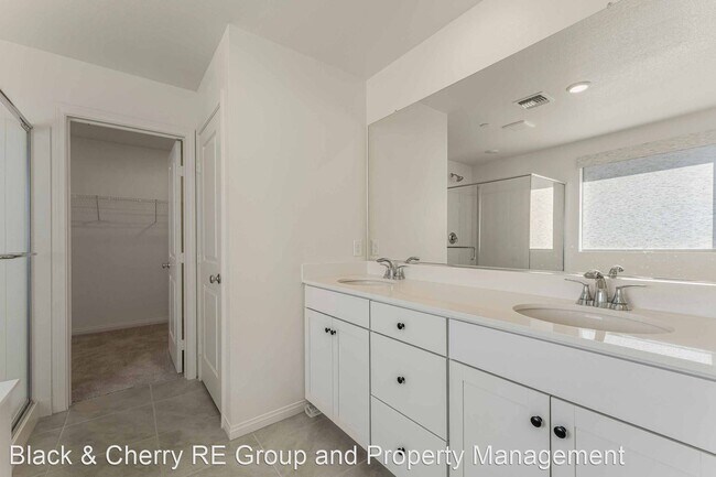 Building Photo - 3 br, 3 bath House - 3766 Trancoso Ave