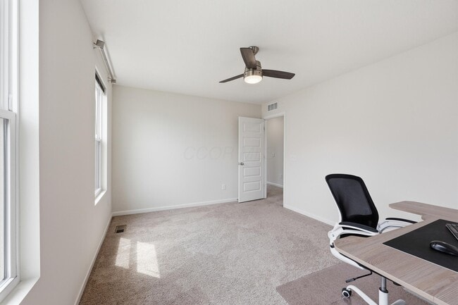 Building Photo - 637 Bald Eagle Dr