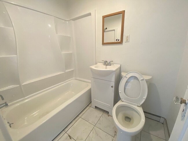 Building Photo - Charming 3 bed 1 bath in Nampa