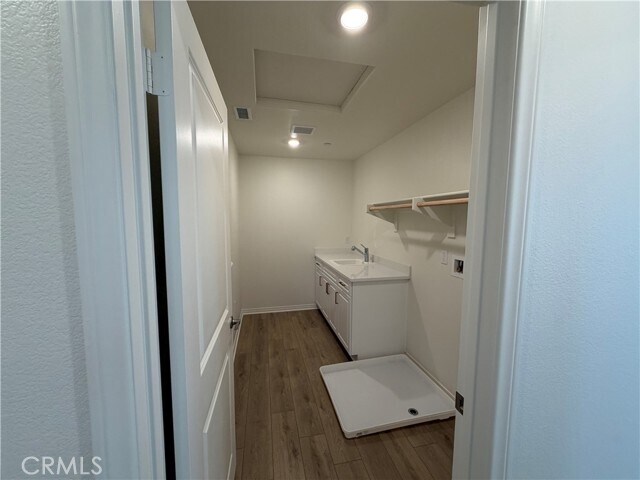 Building Photo - 9707 Babaco St