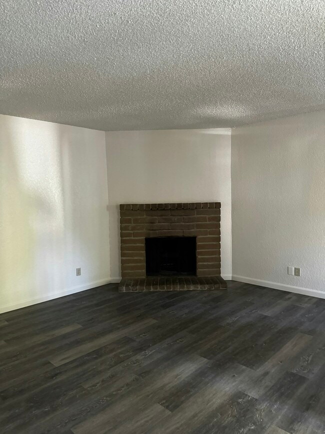 Building Photo - 7407 Kelley Dr
