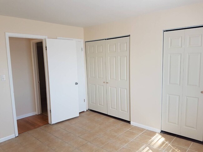 Building Photo - 2 E Dundee Quarter Dr