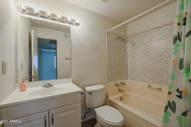 Building Photo - 14228 N 38th St