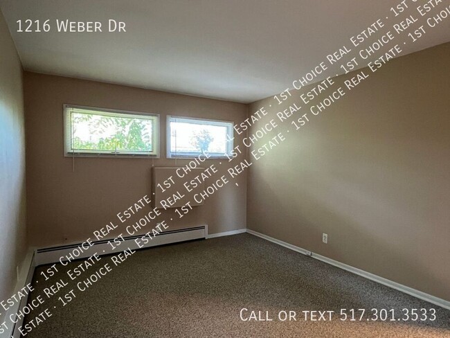 Building Photo - 1216 Weber Dr