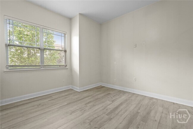 Building Photo - 243 Clearwater Cir