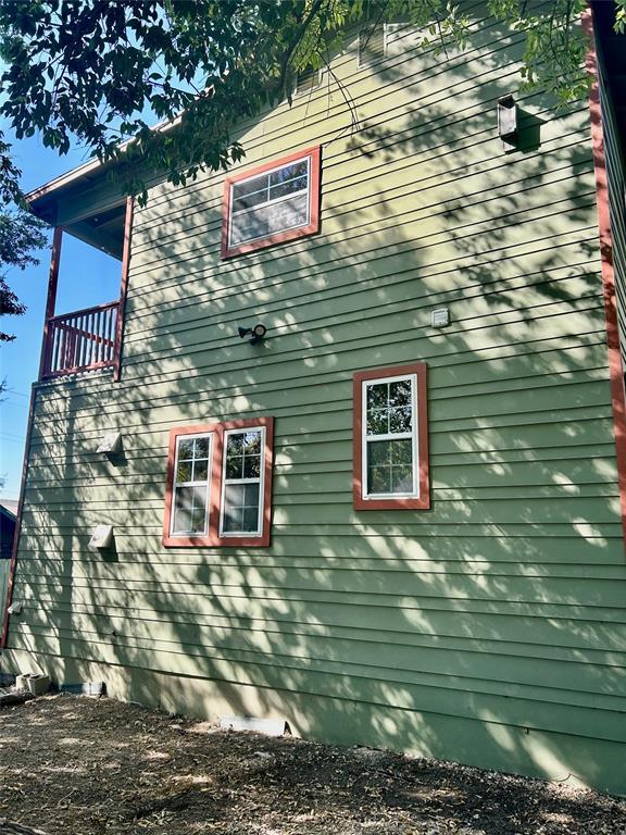 Building Photo - 1603 Cedar Ave