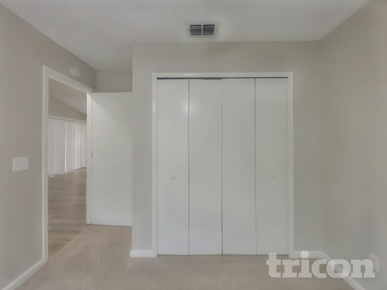 Building Photo - 12362 Mastin Cove Rd