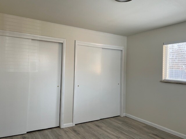 Building Photo - 925 S Krameria St