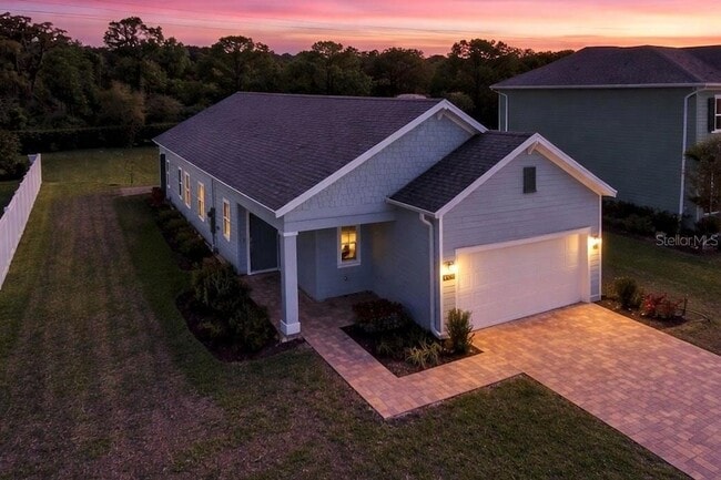 Building Photo - 1979 NW 44th Court Rd