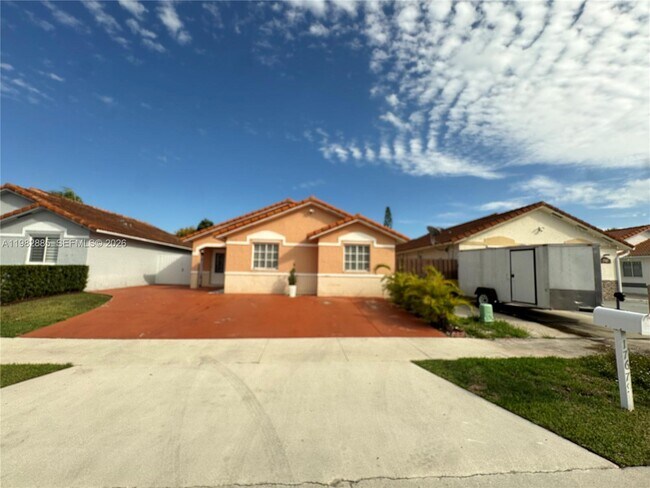 Building Photo - 17679 SW 146th Ct