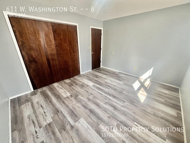 Building Photo - 611 W Washington St