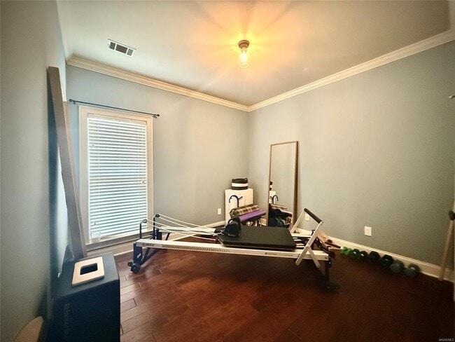 Building Photo - 5812 Lotus Cir