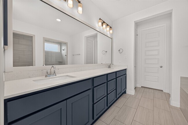 Building Photo - 25109 Pinebrook Grove Ln