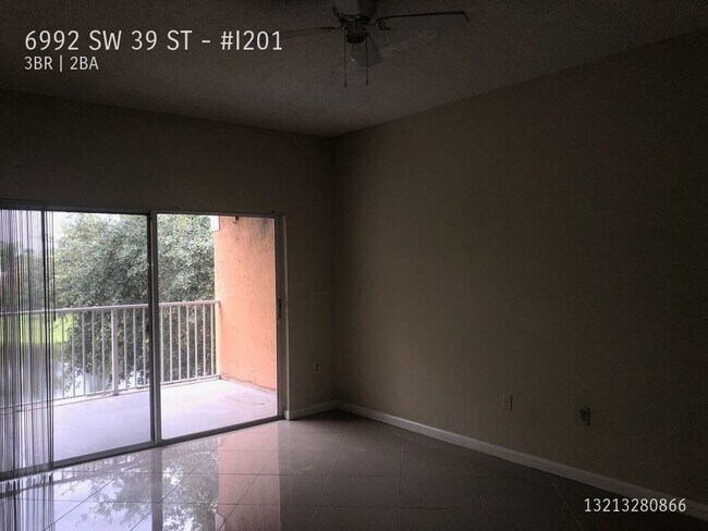Building Photo - 6992 SW 39th St