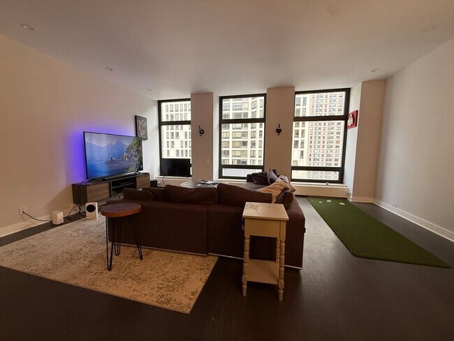 Building Photo - 680 N Lake Shore Dr