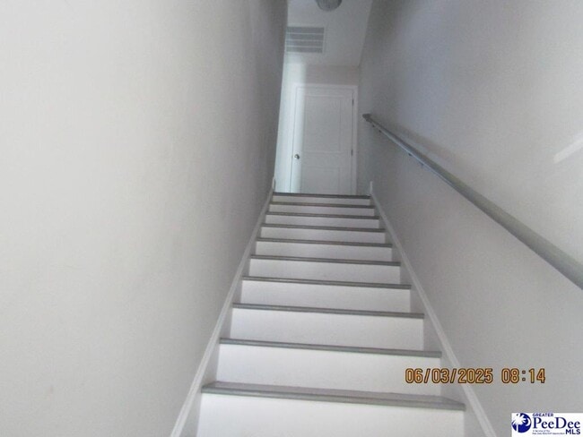 Building Photo - 2887b Jubilee Dr