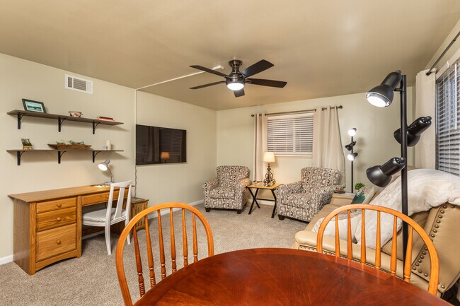 Desk and smart TV - 1820 Fremont Ave
