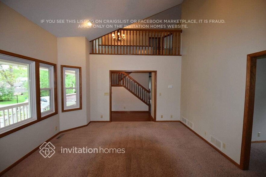 Building Photo - 2709 Stillwater St