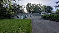 Building Photo - 15 Wexford Rd