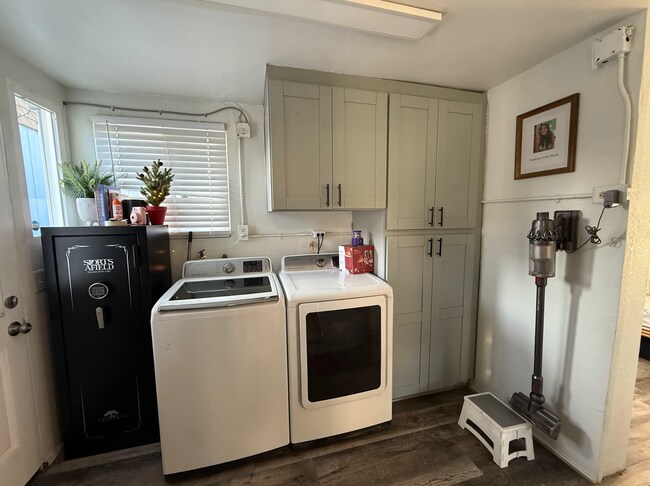 Building Photo - 3750 37th St