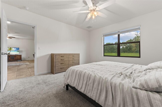 Building Photo - 6295 NW Regent St