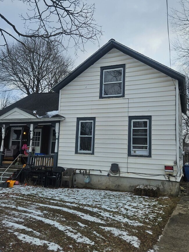 Building Photo - 21 Union St