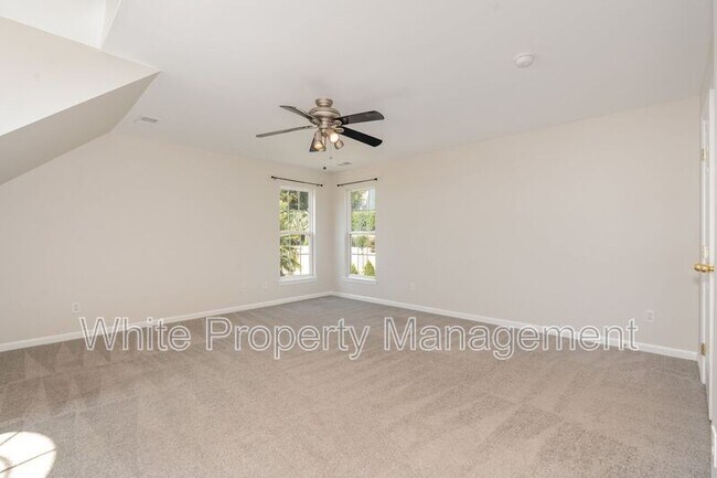 Building Photo - 815 Haymarket Pl