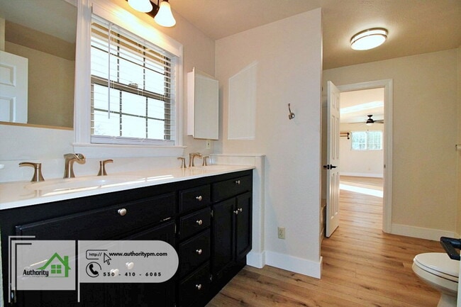 Building Photo - 19250 Hill St