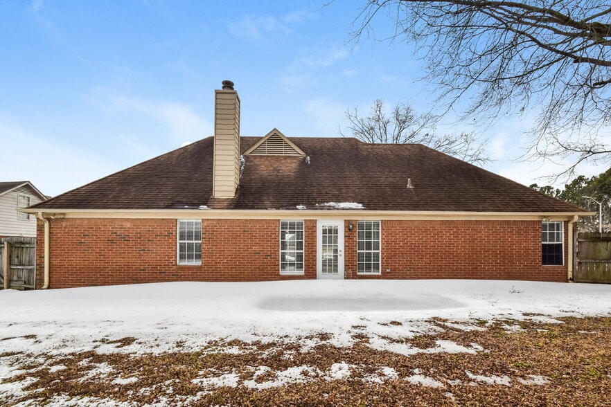 Building Photo - 9922 Lacee Ln