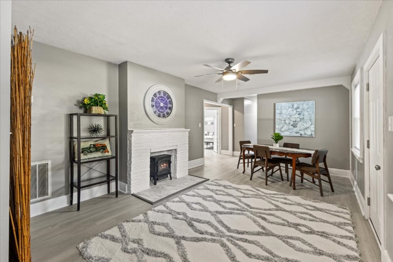 Building Photo - 350 Hill Park Dr