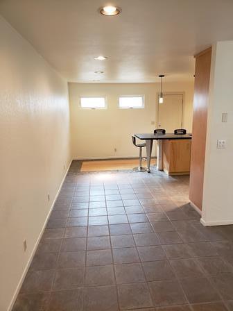 Building Photo - 6062 N Maroa Ave