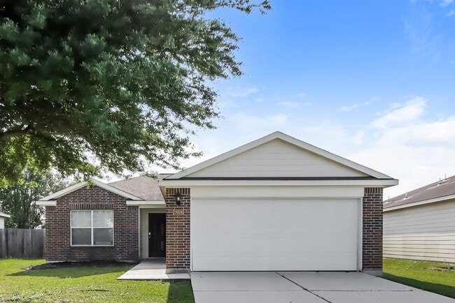 Building Photo - 28926 Trinity River Dr