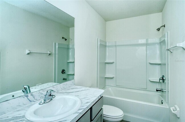 Building Photo - 11419 Planetree Pl