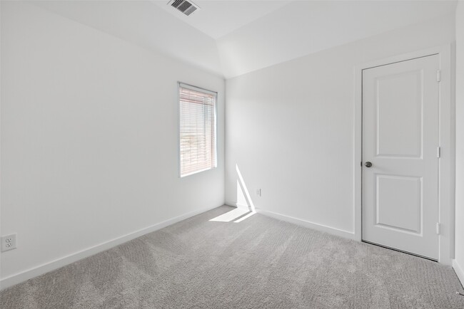 Building Photo - 21619 Colonial Medow Creek Trl