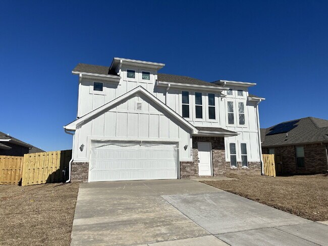Building Photo - 2040 Tallgrass Ter
