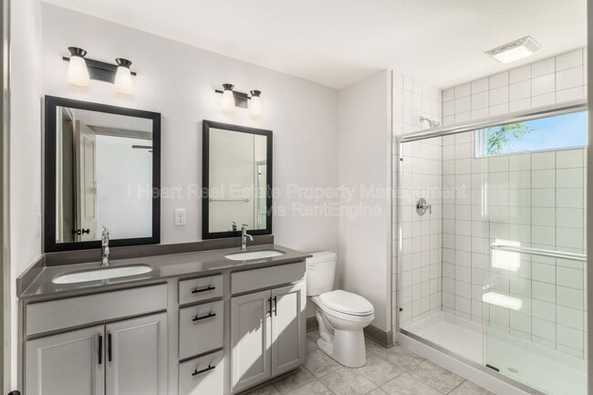 Building Photo - 72 Hayden Ave