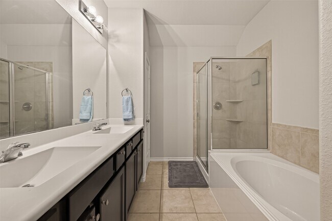 Building Photo - 9115 Eldorado Glen Dr