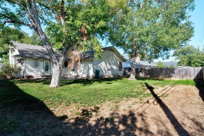 Building Photo - 2313 Oxford Blvd