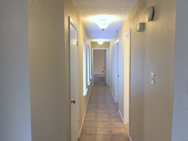 Building Photo - 17114 Marlin Spike Way